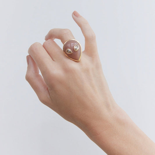 Alien-signature-ring-yellow-gold-with-orange-moonstone-and-diamond