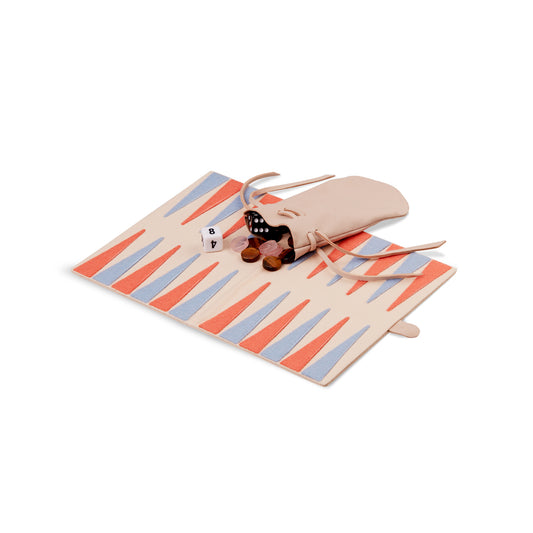 Alina_Abegg_Game_On_Panarea_Backgammon_Handbag_Flat1-mood