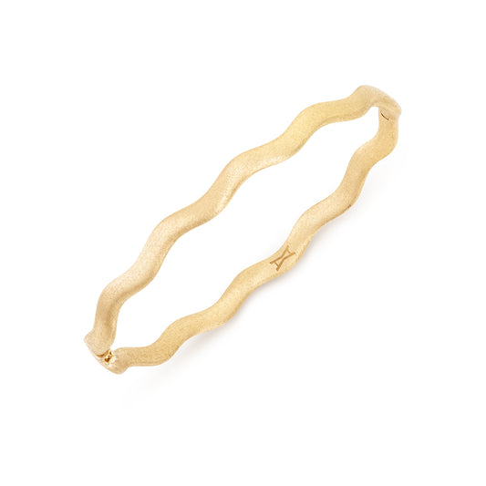 Alina_Abegg_Soap_Opera_Drift_Bangle_Yellow_Gold_Brushed
