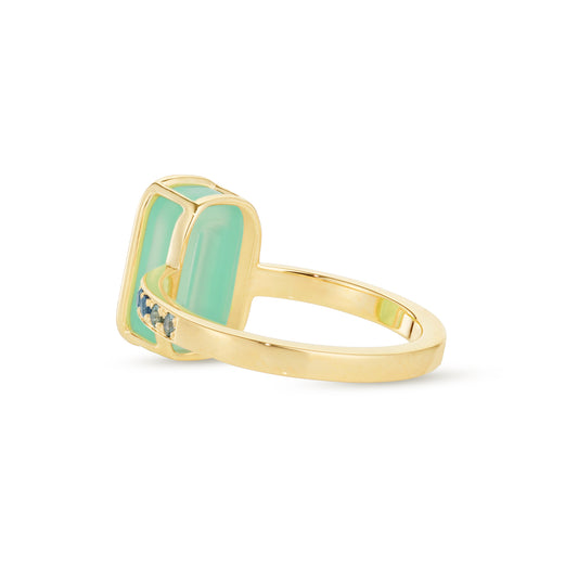 Alina_Abegg_Sugar_High_Pfefferminz_Mini_Ring_Kiwi_Stoned_Yellow_Gold_Chrysoprase_Sapphire_Back