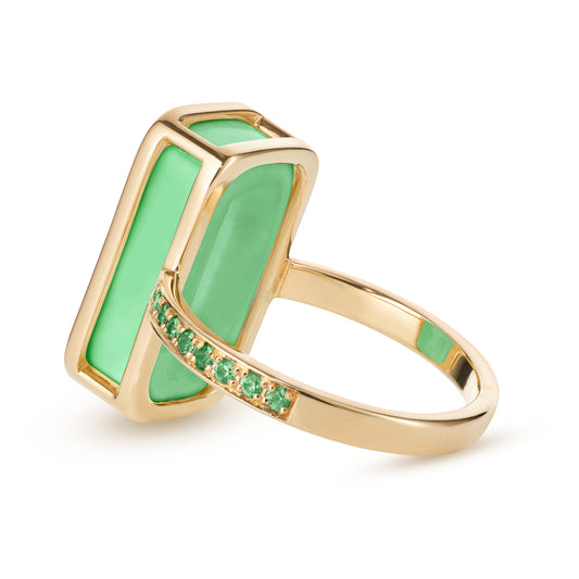 Alina_Abegg_Sugar_High_Pfefferminz_Ring_Kiwi_Stoned_Yellow_Gold_Chrysoprase_Tsavorite_Back