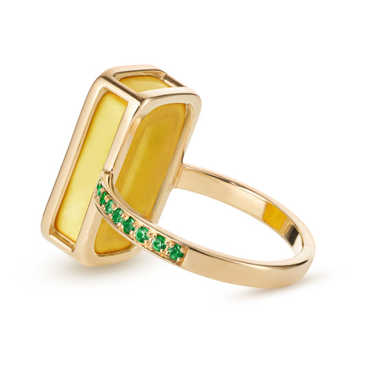 Alina_Abegg_Sugar_High_Pfefferminz_Ring_Lemon_Stoned_Yellow_Gold_Yellow_Agate_Tsavorite_Back