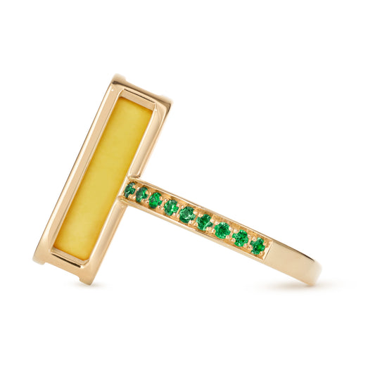 Alina_Abegg_Sugar_High_Pfefferminz_Ring_Lemon_Stoned_Yellow_Gold_Yellow_Agate_Tsavorite_Side