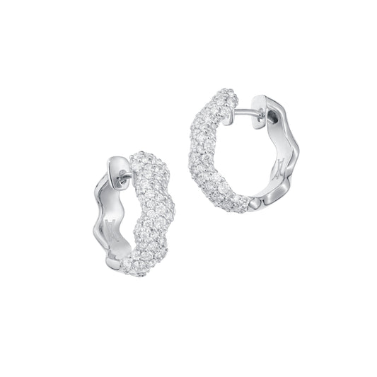 (Let-it)-flow-hoops-stoned-white-gold-with-diamond