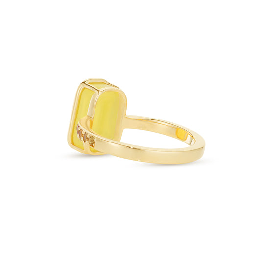 Mini-pfefferminz-ring-banana-stoned-yellow-gold-with-yellow-agate-and-sapphire