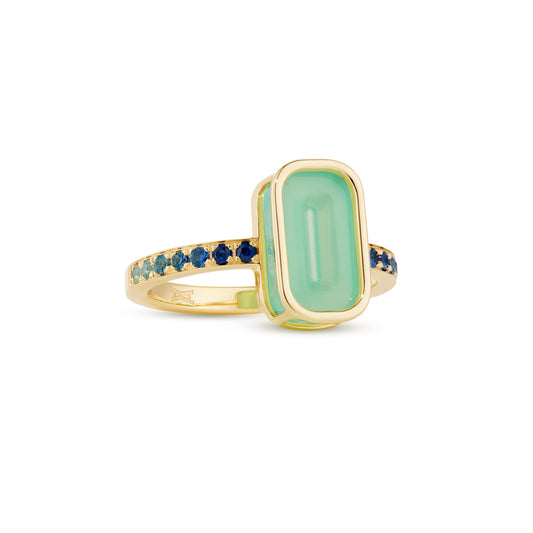 Mini_pfefferminz_ring_kiwi_stoned-yellow_gold_with_chrysoprase_and_sapphire