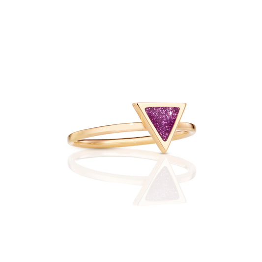 Triangle-sticker-ring-yellow-gold-with-enamel