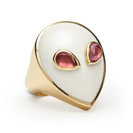 Alien-signature-ring-yellow-gold-with-white-agate-and-pink-tourmaline